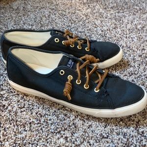 New Sperry Crest Vibe Sneakers
